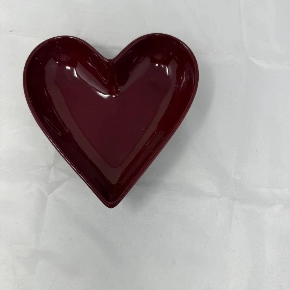 Pampered Chef Simple Additions Cranberry Red Ceramic Heart Shaped Serving Bowl